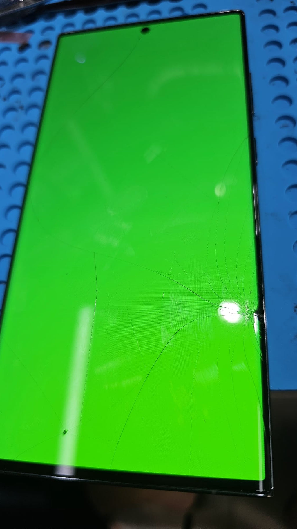 Samsung Galaxy S22 Ultra LCD + touch + okvir (mrtvi piksel)